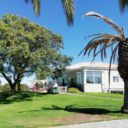 Vau Sea View, T2 Apartment, Close To Beach,ideal For Families Portimao