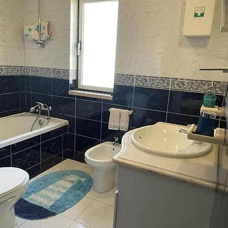 Apartment Vau Sea View, T2 Apartment, Close To Beach,ideal For Families Portimao