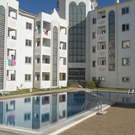Appartement Vau Sea View, T2 Apartment, Close To Beach,ideal For Families Portimão