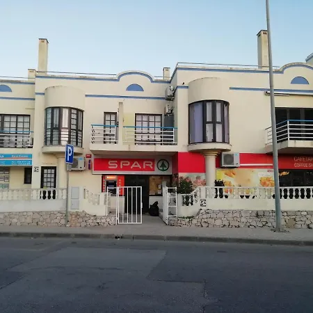 Vau Sea View, T2 Apartment, Close To Beach,ideal For Families بورتيماو
