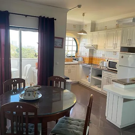 Vau Sea View, T2 Apartment, Close To Beach,ideal For Families Daire