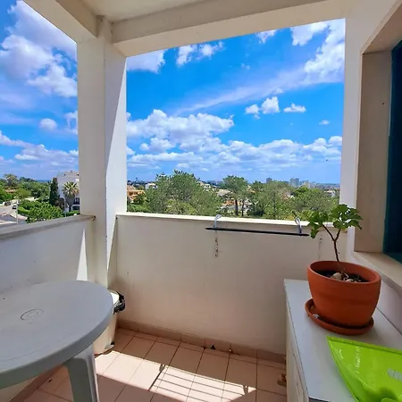 Vau Sea View, T2 Apartment, Close To Beach,ideal For Families * Portimão